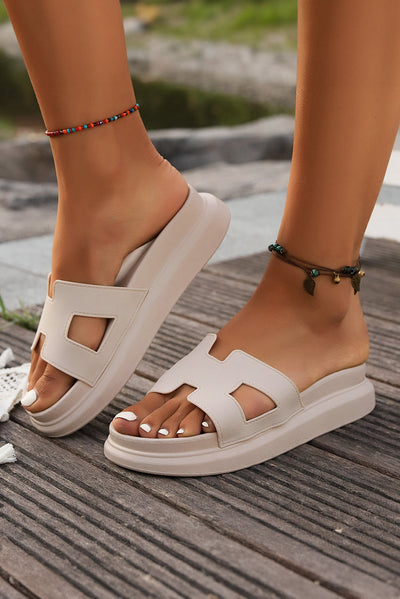 Heidi-Mode | Sandalen mit Stil und Komfort