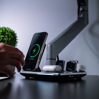 MultiCharge™ | Multifunktionales kabelloses 4-in-1-Ladegerät