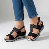 Elinazza | Damen-Keilsandalen mit verstellbarem Riemen in Schwarz
