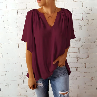 Andrea - Elegante Bluse mit V-Ausschnitt und kurzen Ärmeln - zeitloser Stil und Komfort
