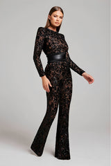 Caroline - Stilvoller, schmal geschnittener Jumpsuit für Damen in Schwarz