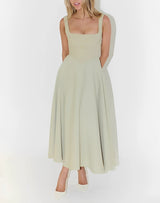 Shelley - Ärmelloses Midikleid in Grün