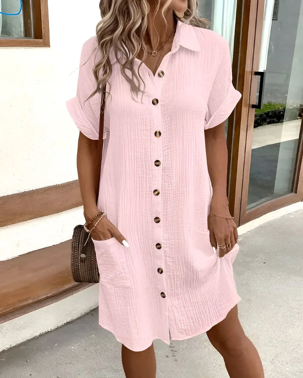 Schmeichelhaftes und luftiges Mini-Hemdkleid - Theresia