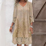 Jenna – Stilvolles Damenkleid mit Spitzenbesatz in Khaki