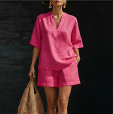 Aaleigha | Leichtes Shorts-Set mit V-Ausschnitt-Bluse in Rosa