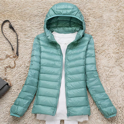 Klassischer ultraleichter, verpackbarer Daunenmantel - Malea